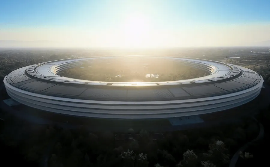 Apple Park, Cupertino, USA  